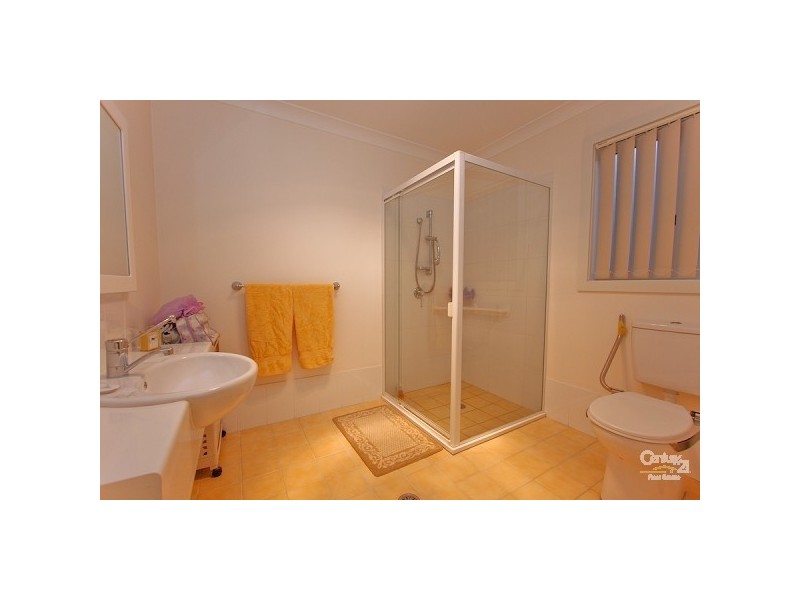 12 Phoenix Drive, Warners Bay NSW 2282