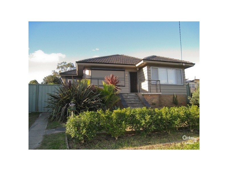 8 Tennent Road, Mount Hutton NSW 2290