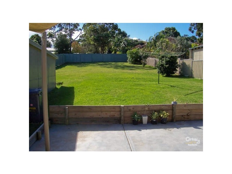 8 Tennent Road, Mount Hutton NSW 2290