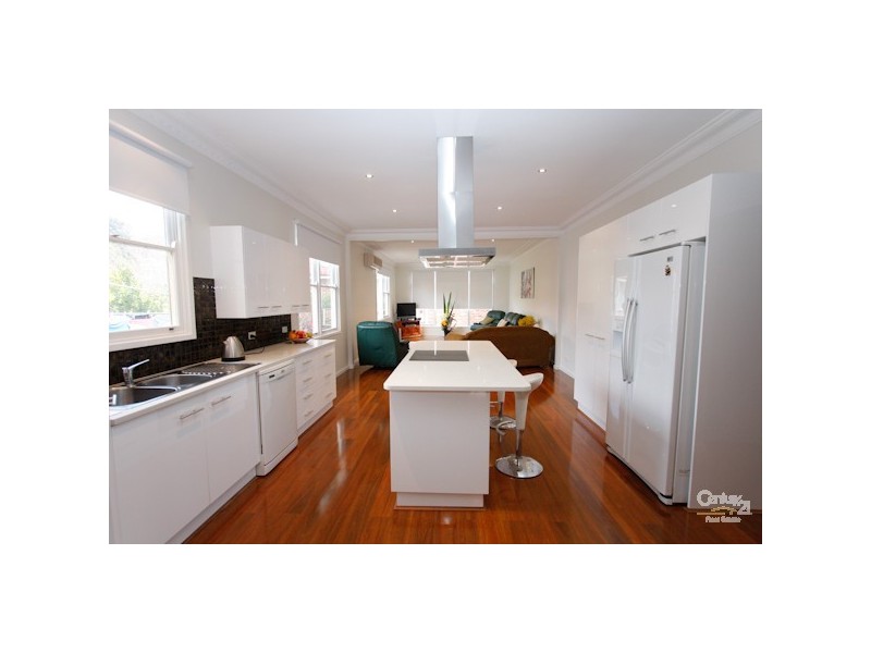 1 Berringar Road, Valentine NSW 2280