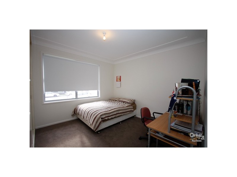 1 Berringar Road, Valentine NSW 2280