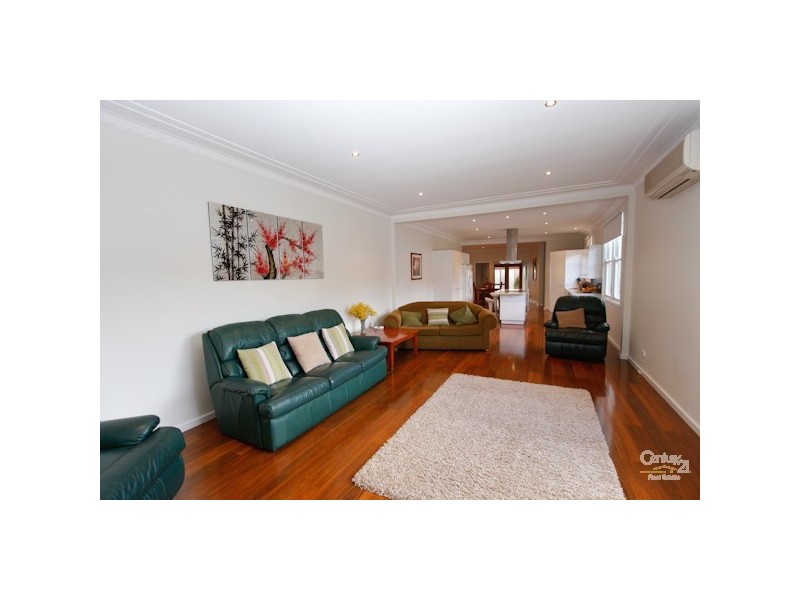 1 Berringar Road, Valentine NSW 2280