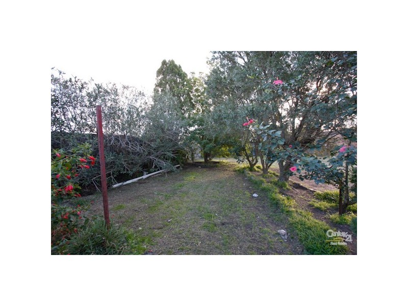 2 Andrew Street, Warners Bay NSW 2282