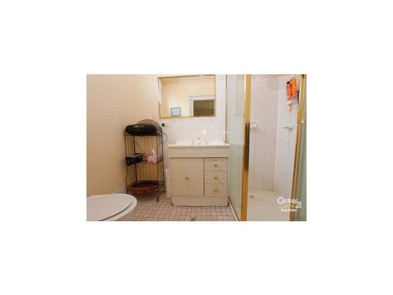 19 Trafalgar Crescent, Valentine NSW 2280