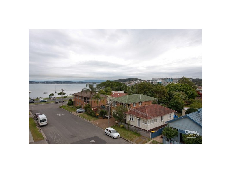 407 Corner Sharp and Edgar Streets, Belmont NSW 2280