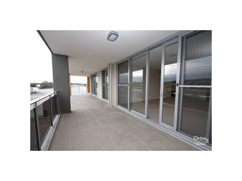 407 Corner Sharp and Edgar Streets, Belmont NSW 2280