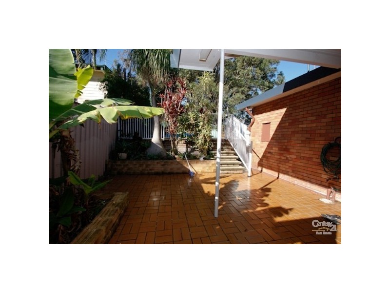 6 Butler Crescent, Warners Bay NSW 2282