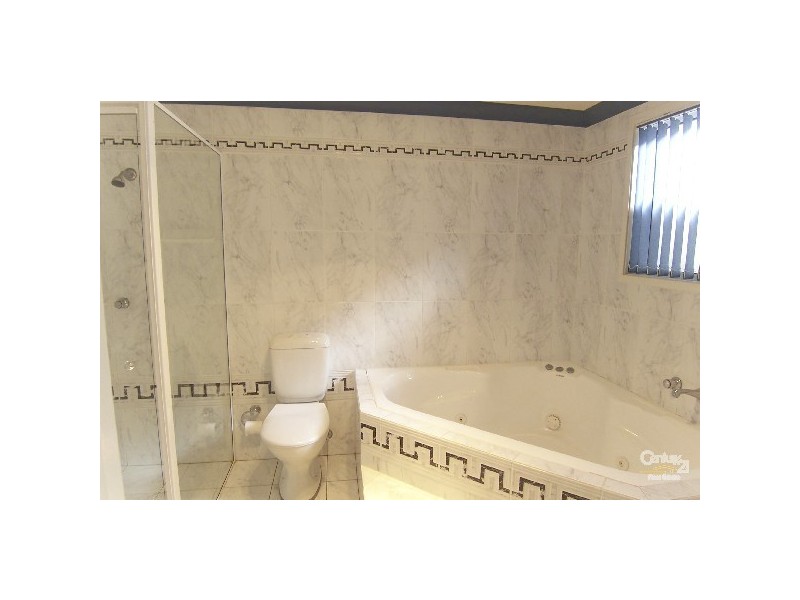 183 Fishing Point Road, Fishing Point NSW 2283