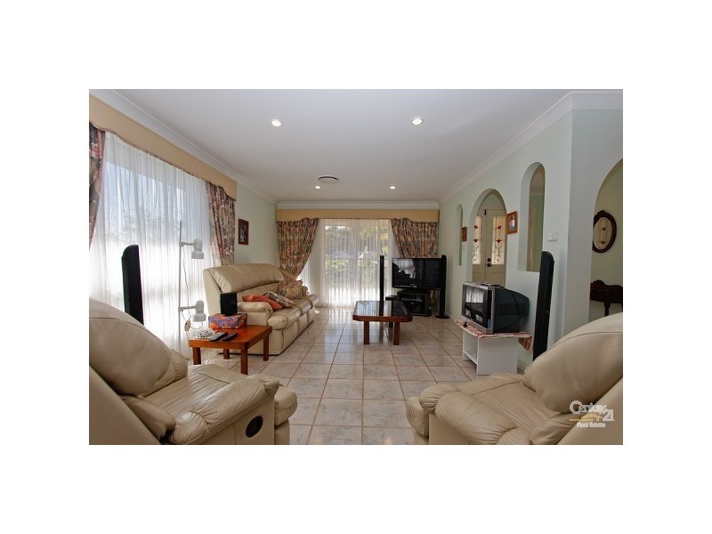 3 Jamescurt Close, Tingira Heights NSW 2290