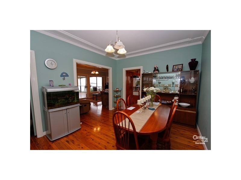 7 Croft Road, Eleebana NSW 2282