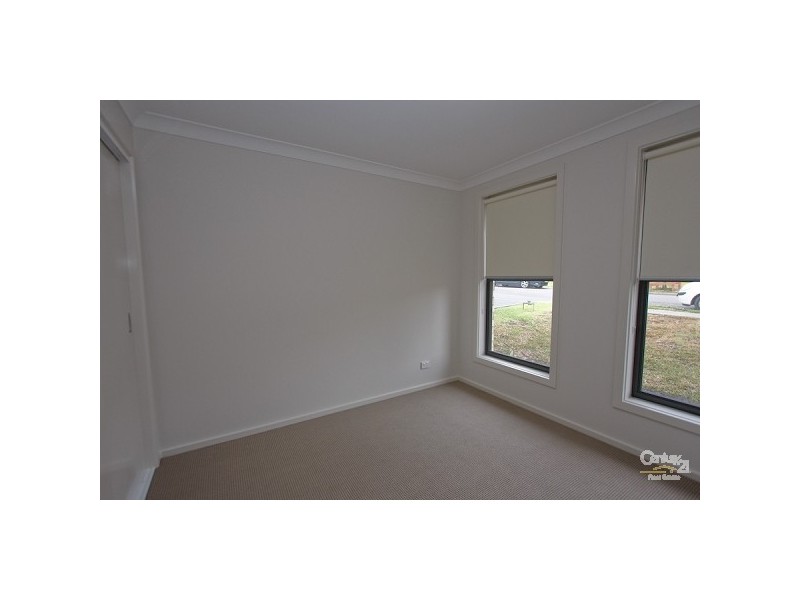 66 Dalmeny Drive, Macquarie Hills NSW 2285