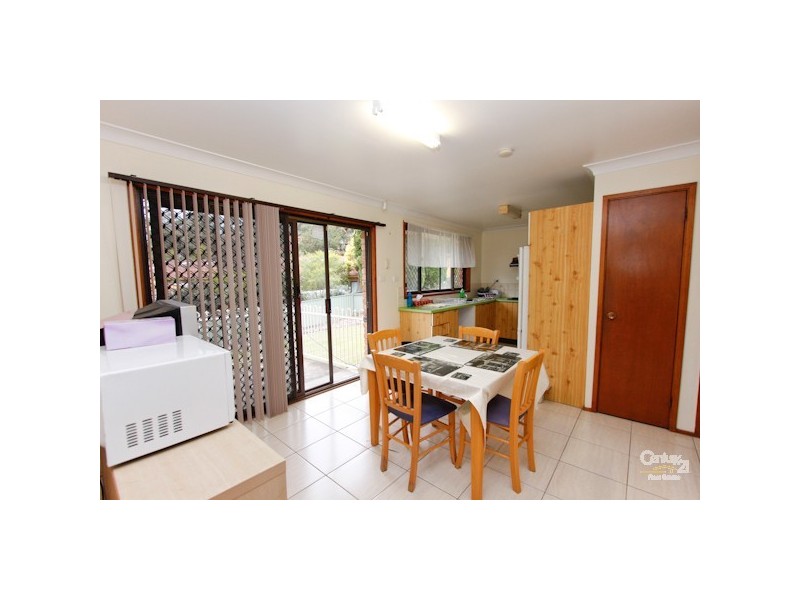 20 Davies Parade, Mount Hutton NSW 2290