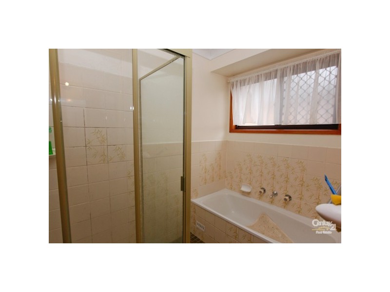 20 Davies Parade, Mount Hutton NSW 2290