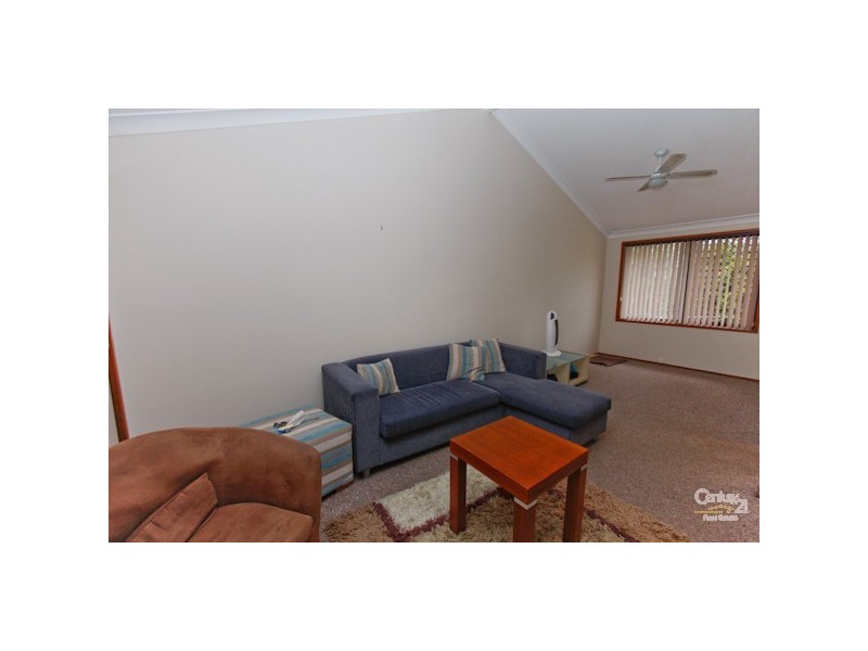 20 Davies Parade, Mount Hutton NSW 2290
