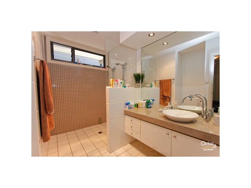 83 Geraldton Drive, Redhead NSW 2290