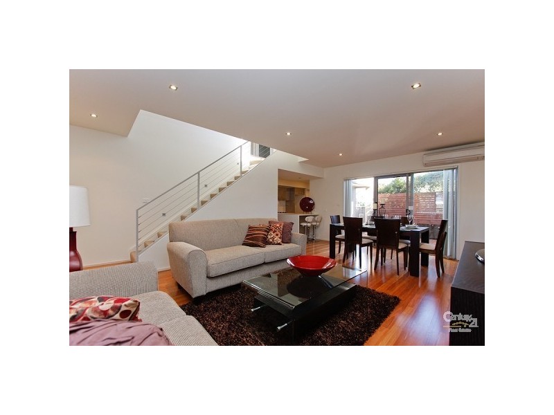 25b Wells Street, Adamstown NSW 2289