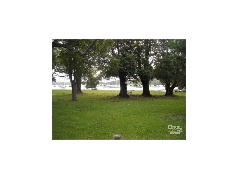 12 Valentine Crescent, Valentine NSW 2280