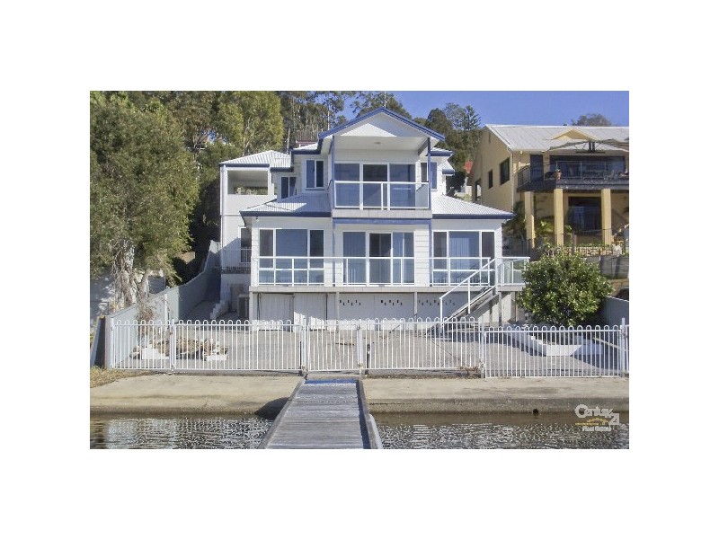 183 Fishing Point Road, Fishing Point NSW 2283
