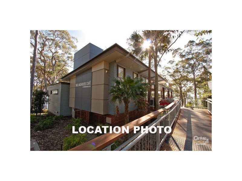 2 Lake Point Way, Murrays Beach NSW 2281