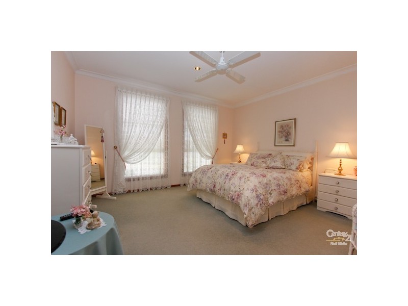 23 Agincourt Crescent, Valentine NSW 2280