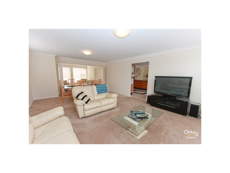 20 Leichhardt Road, Valentine NSW 2280
