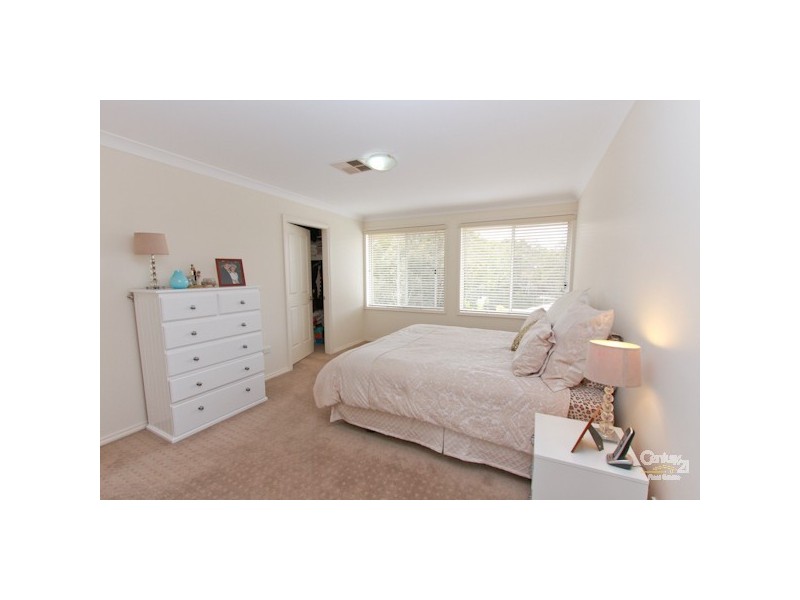 20 Leichhardt Road, Valentine NSW 2280