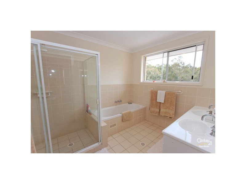 20 Leichhardt Road, Valentine NSW 2280