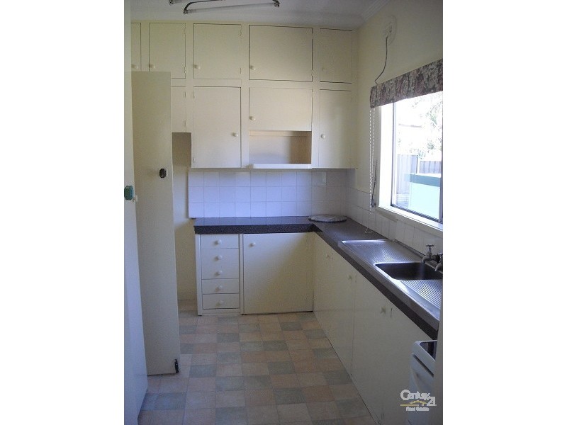 16 Augusta Street, Warners Bay NSW 2282