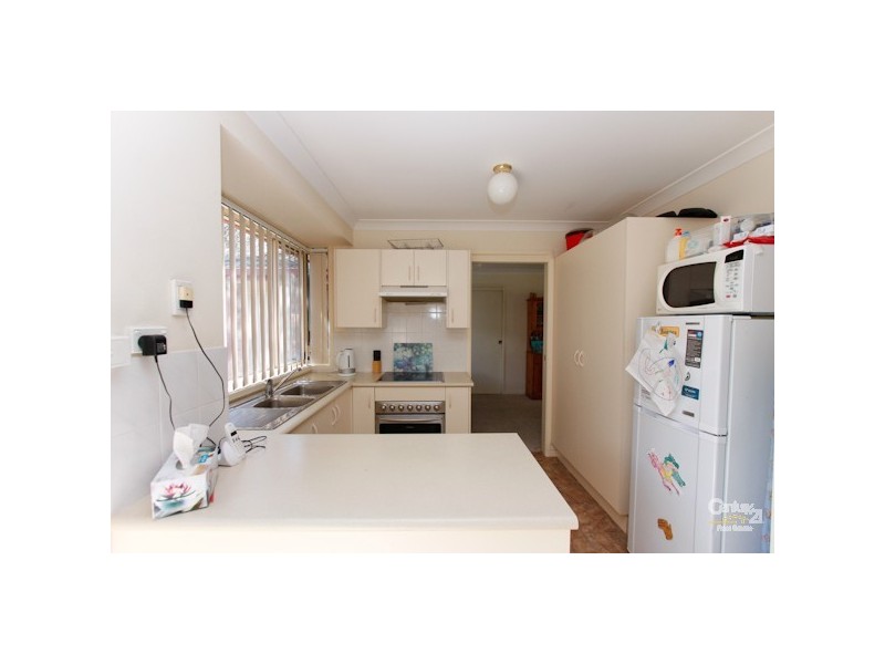 3/3 Roma Road, Valentine NSW 2280