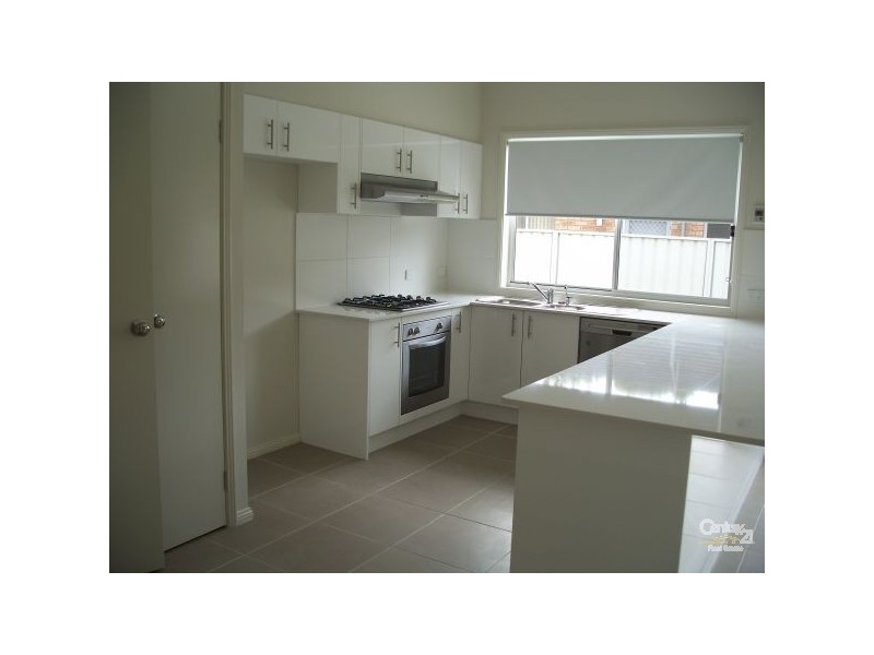 8 Cherry Road, Eleebana NSW 2282