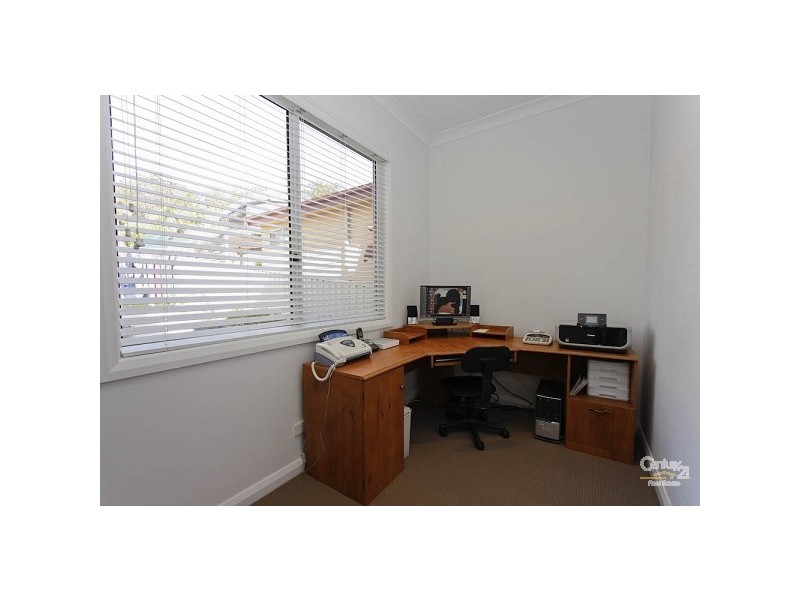 54 Victor Avenue, Valentine NSW 2280