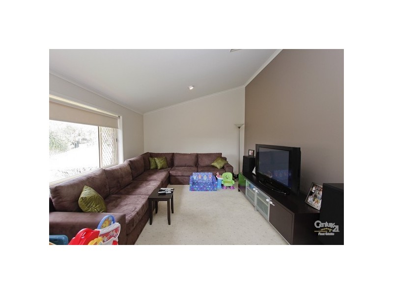 115 Andrew Road, Valentine NSW 2280