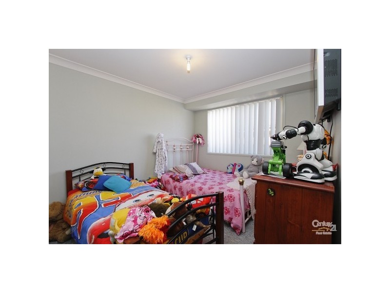 4 Karong Avenue, Maryland NSW 2287
