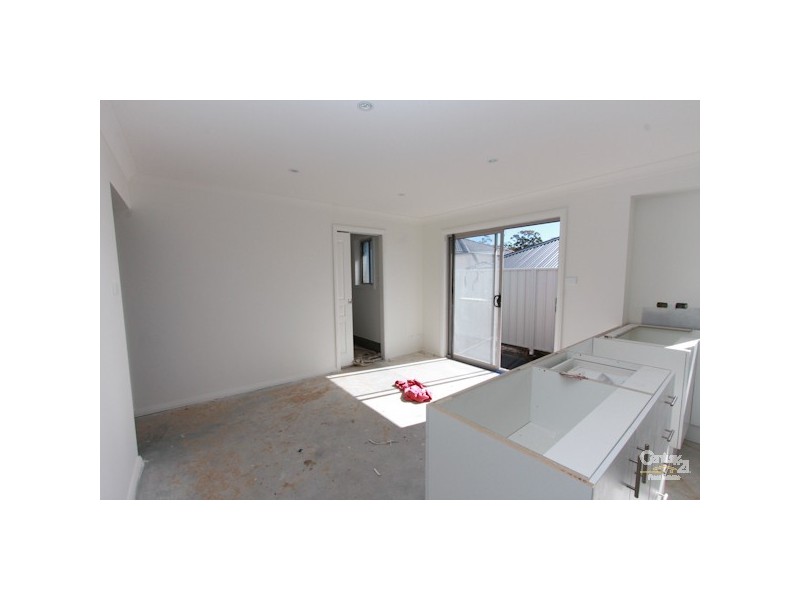 61 Dalmeny Drive, Macquarie Hills NSW 2285