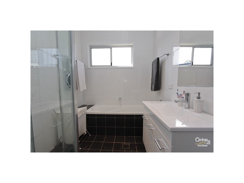 35 Walumbi Avenue, Tingira Heights NSW 2290