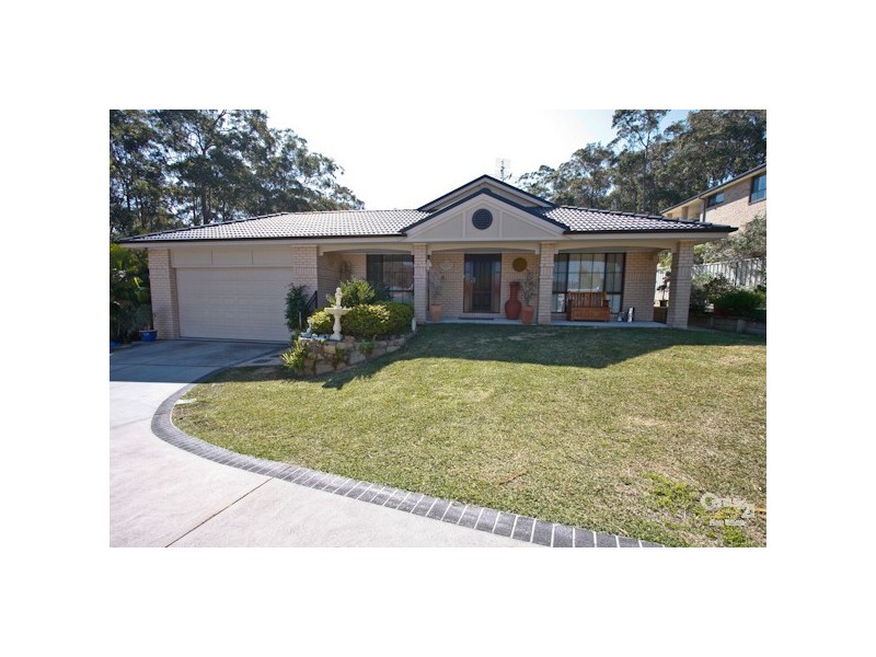 17 Halyard Way, Belmont NSW 2280