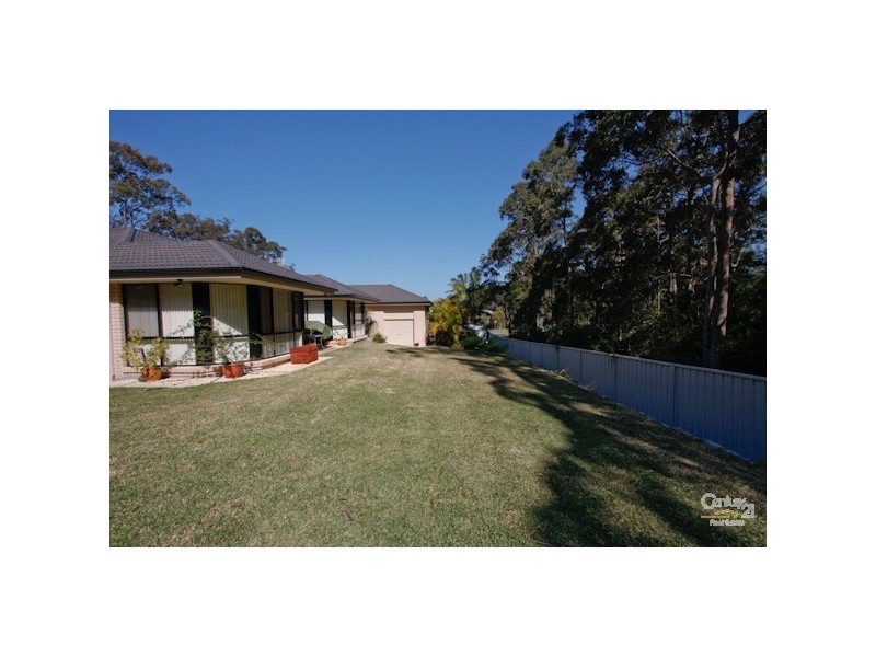 17 Halyard Way, Belmont NSW 2280