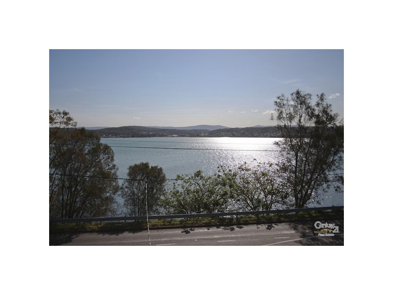 258 The Esplanade, Speers Point NSW 2284
