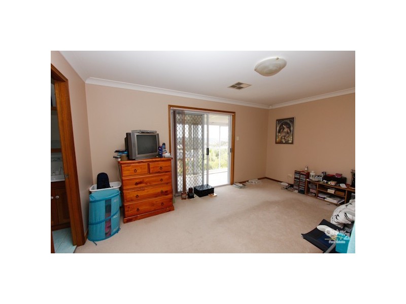 34 Ridgewood Crescent, Eleebana NSW 2282