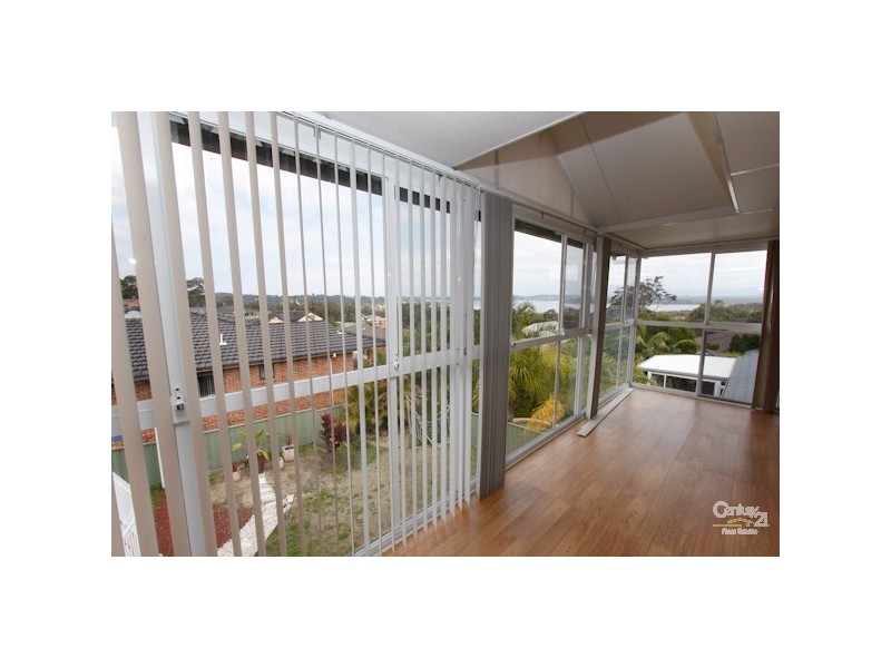 34 Ridgewood Crescent, Eleebana NSW 2282