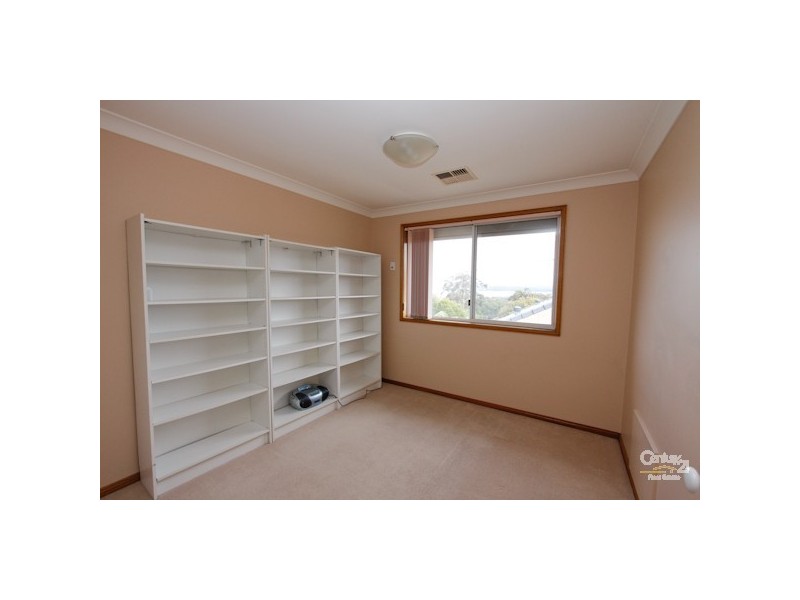 34 Ridgewood Crescent, Eleebana NSW 2282