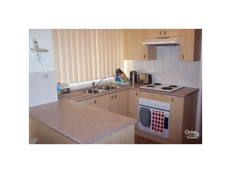 1/3 Roma Road, Valentine NSW 2280