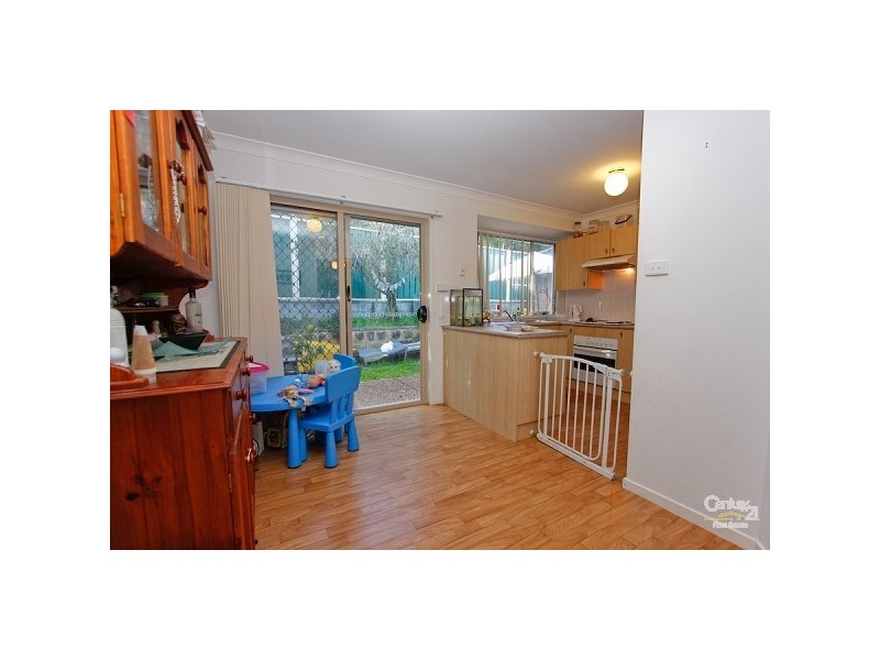 1/3 Roma Road, Valentine NSW 2280