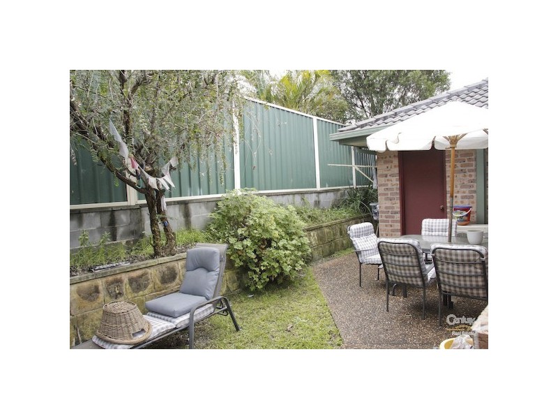 1/3 Roma Road, Valentine NSW 2280