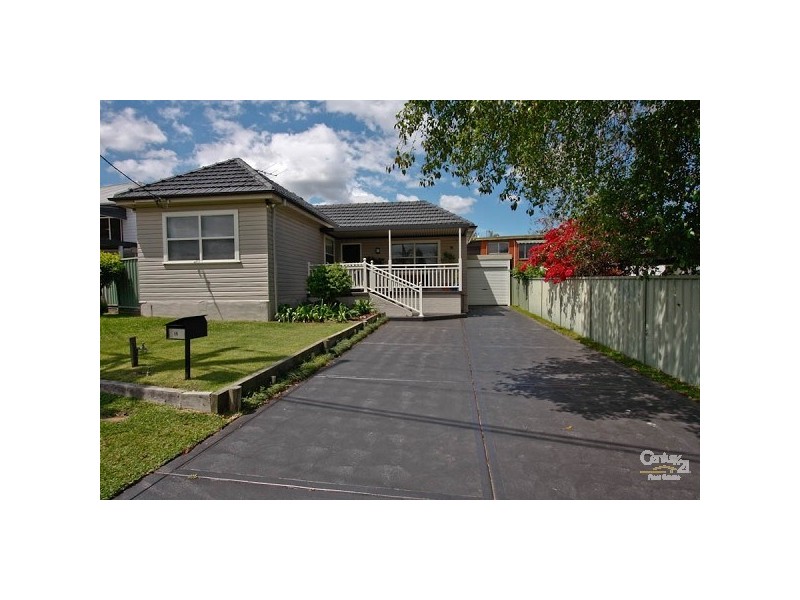 16 Jones Avenue, Warners Bay NSW 2282