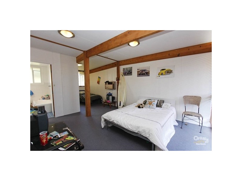 19 Morris Street, Eleebana NSW 2282
