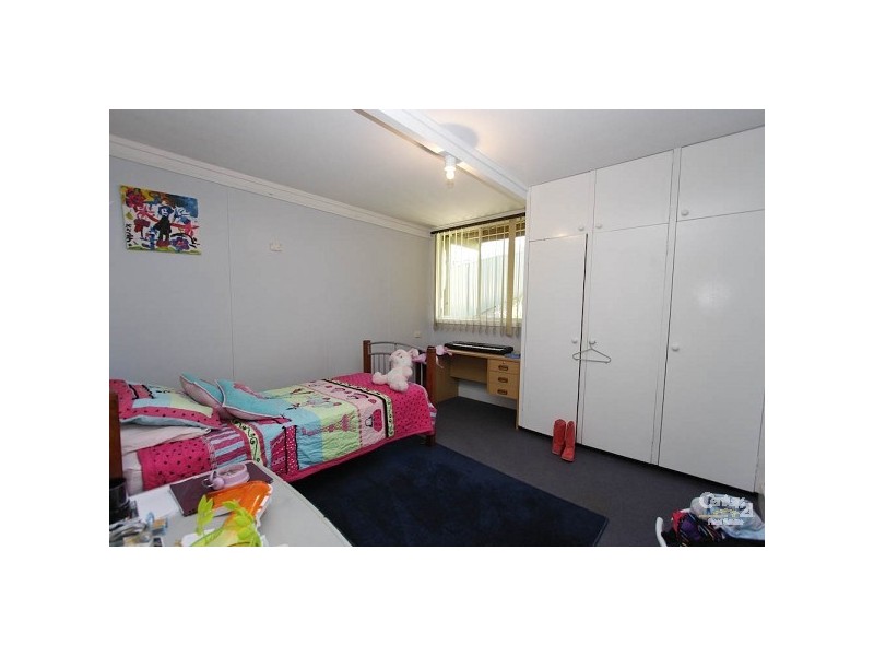 19 Morris Street, Eleebana NSW 2282