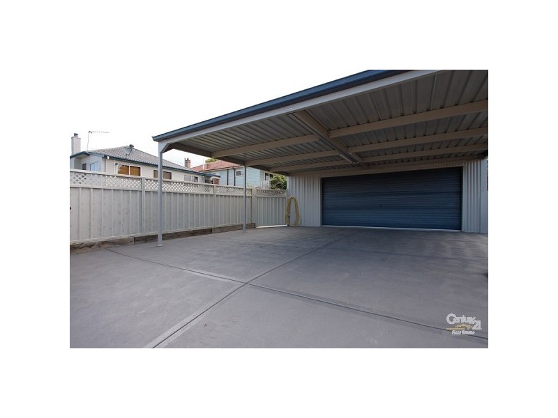 1 Redrose Avenue, Belmont NSW 2280