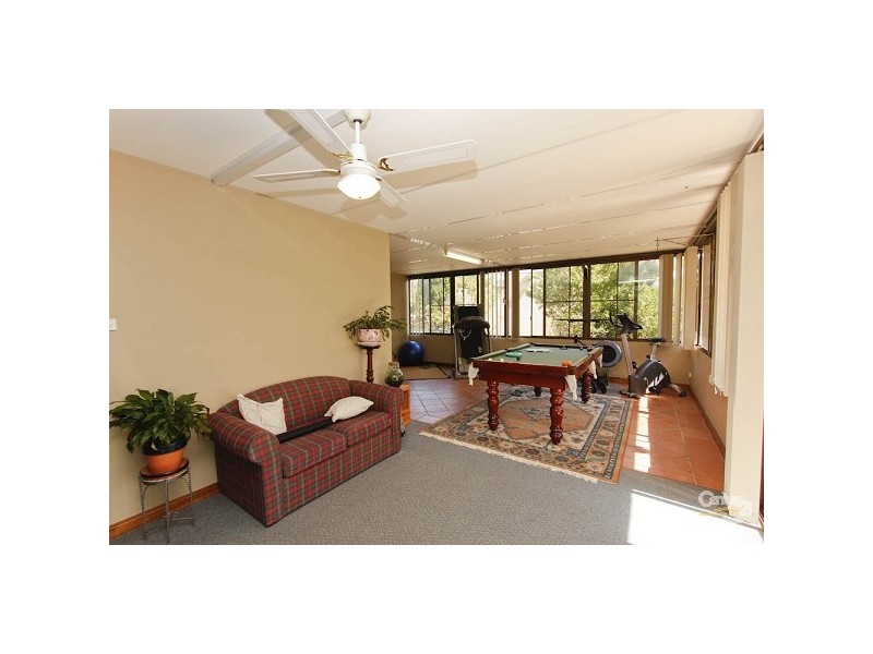 8 Pinnaroo Close, Belmont North NSW 2280