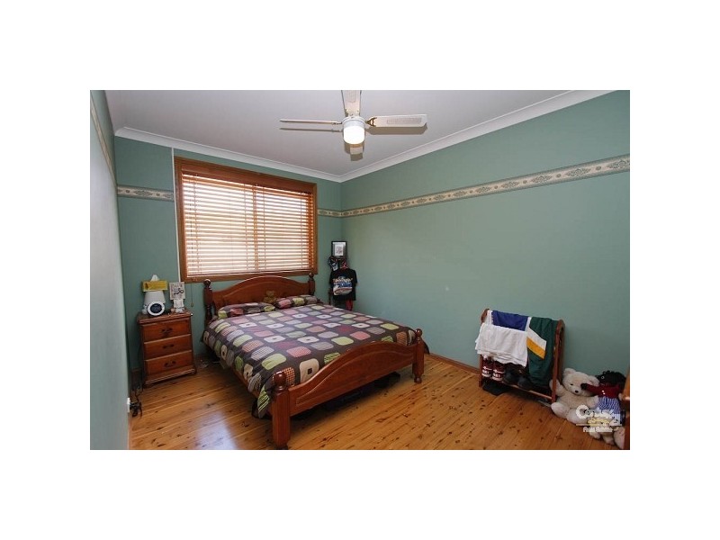 12 Excalibur Parade, Valentine NSW 2280